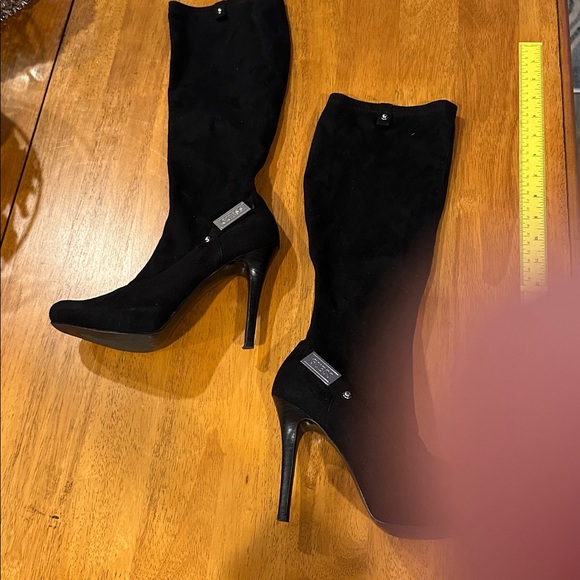Guess Black Faux Suede, Size 6, Knee-High Women's Boots with Side Zip - Picture 5 of 7